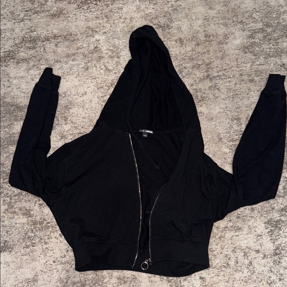 Fashion Nova crop Black Zip-Up Hoodie